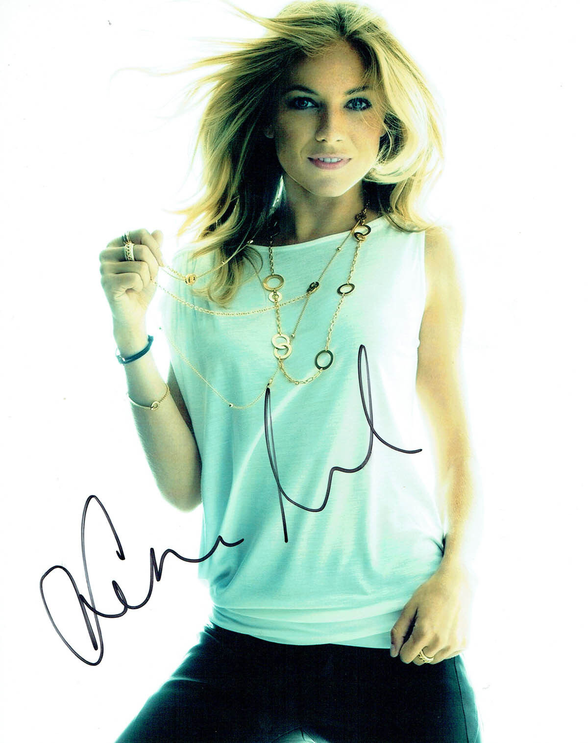 Sienna MILLER Actress SIGNED 10x8 Sexy Portrait Photo Poster painting AFTAL Autograph COA