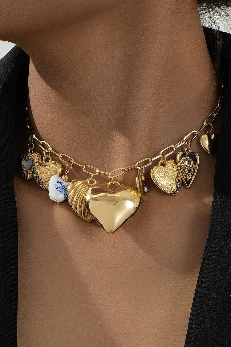Multiple Hearts Pendants Alloy Fashionable Necklace