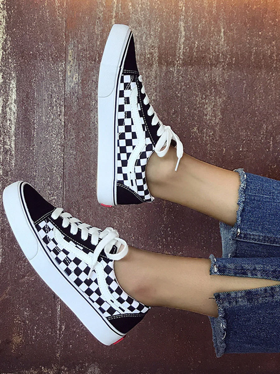 Plaid Printed Round Toe Lace Up Flat Sneakers