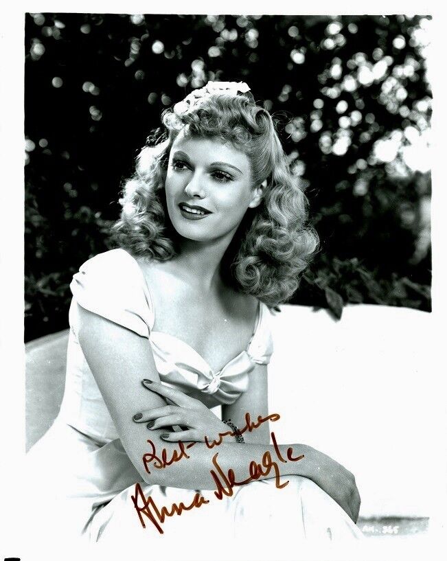 Lovely ANNA NEAGLE Signed Photo Poster painting