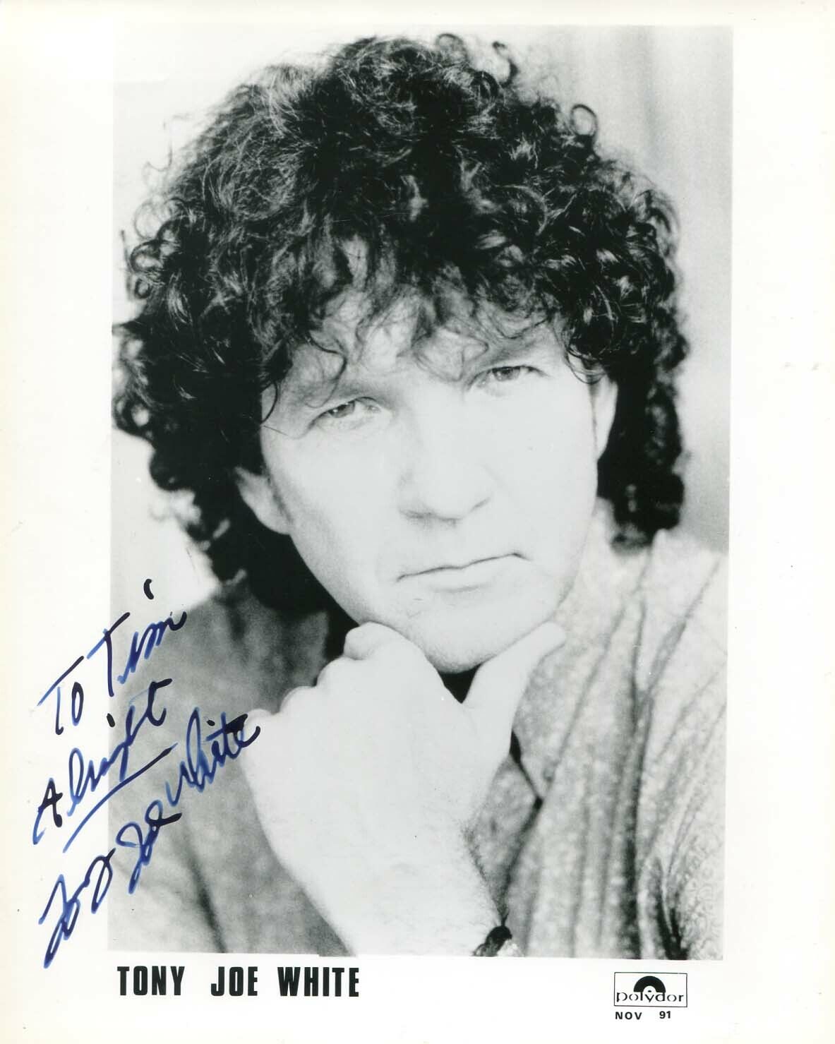 GUITARIST Tony Joe White autograph, signed Photo Poster painting