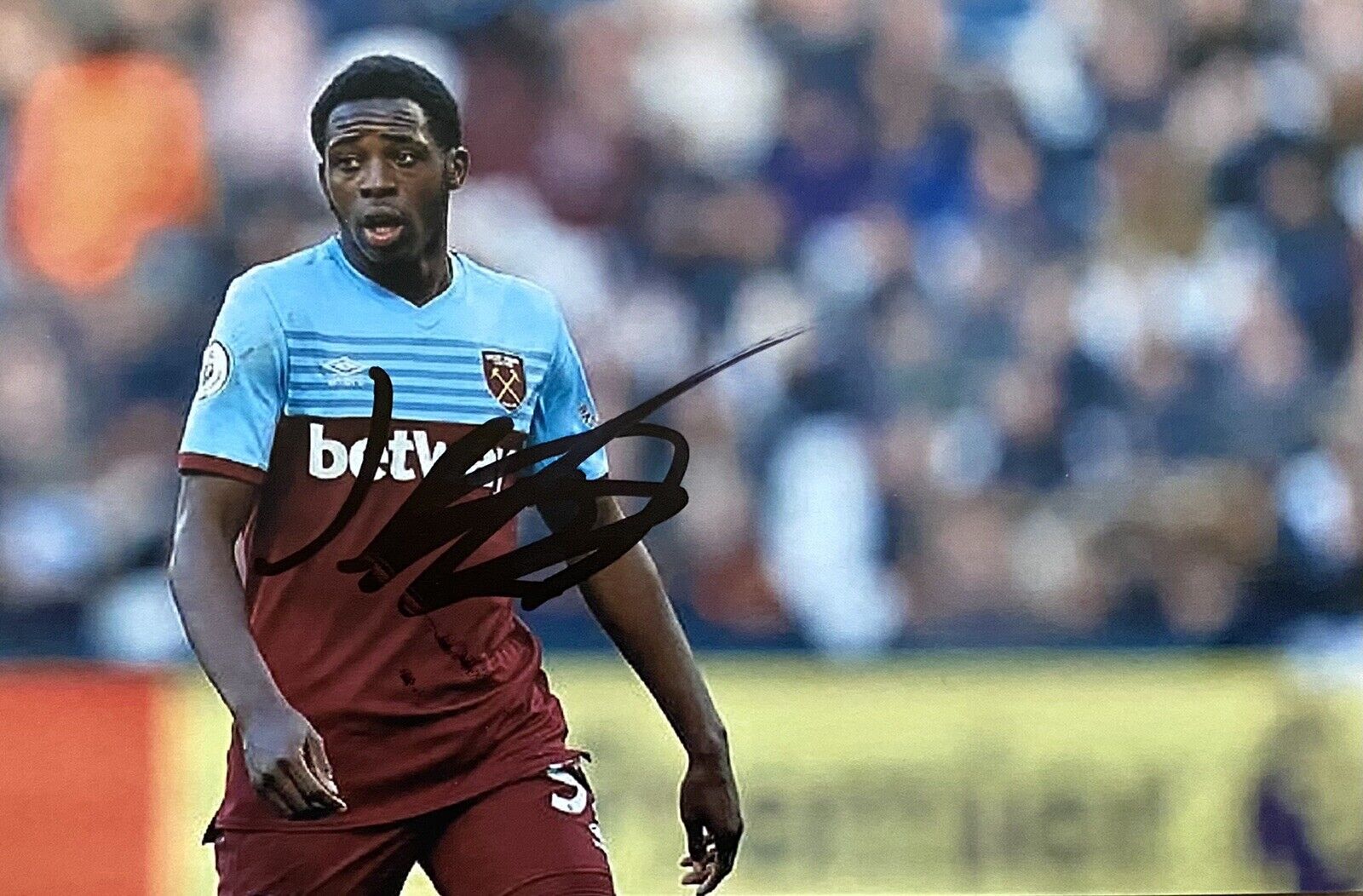 Jeremy Ngakia Genuine Hand Signed West Ham United 6X4 Photo Poster painting