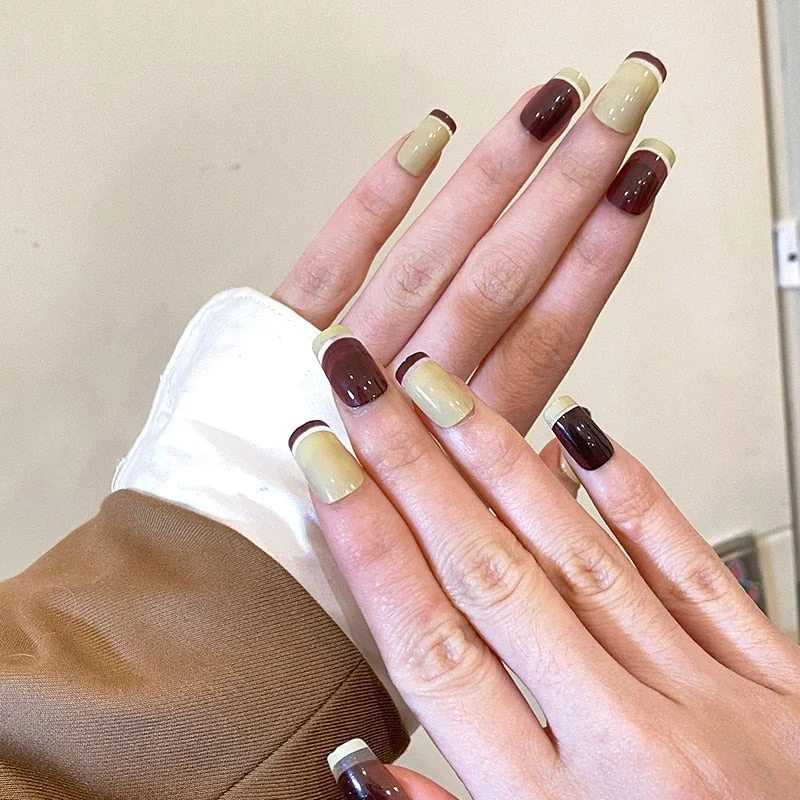 24pcs Wholesales Fake Nails For Women Light Color Solid Color Short Nail Tips Fingernail DIY Nail Art False Nails with Glue-Nail Inspo