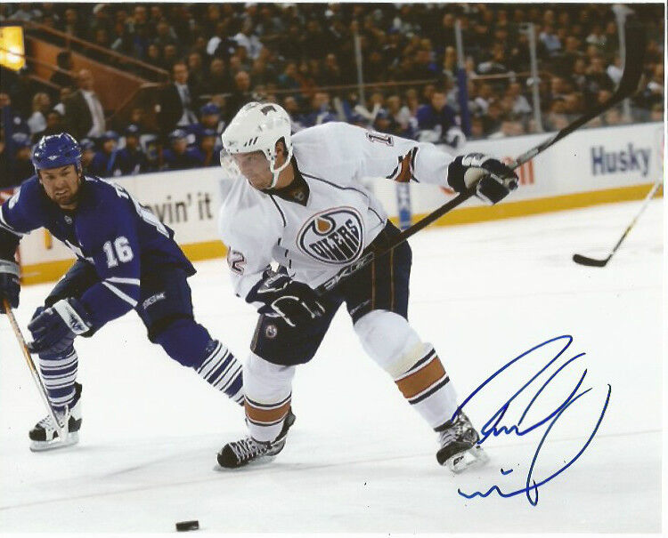 Edmonton Oilers Robert Nilsson Signed Autographed 8x10 Photo Poster painting COA