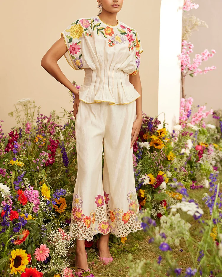 Floral Applique Waist Pleated Top And Pants Two-Piece Set