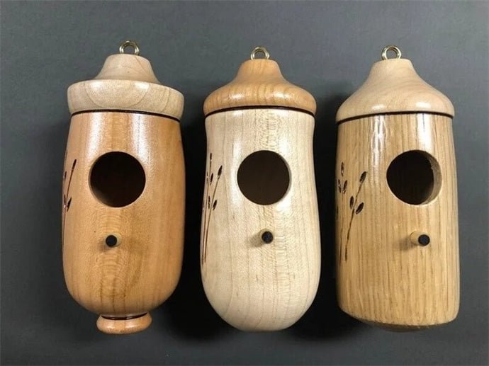 Duedurable Wooden Hummingbird House-Gift for Nature Lovers