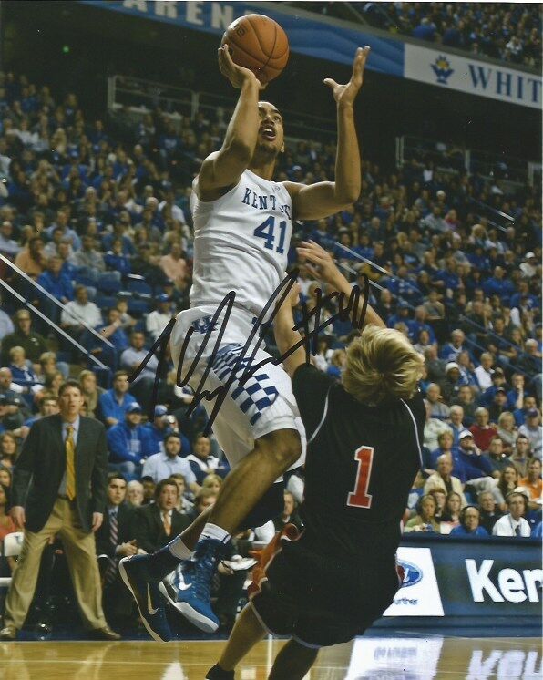 Kentucky Wildcats Trey Lyles Autographed Signed 8x10 Photo Poster painting COA