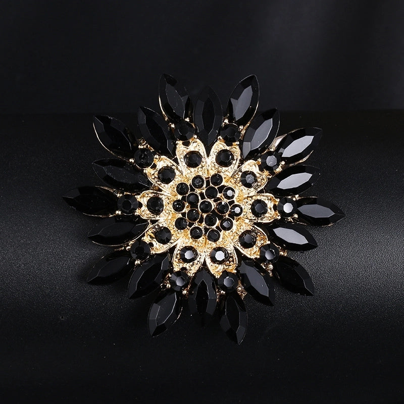 Korean Style Pin Flower Alloy Plating Rhinestones Women’S Brooches