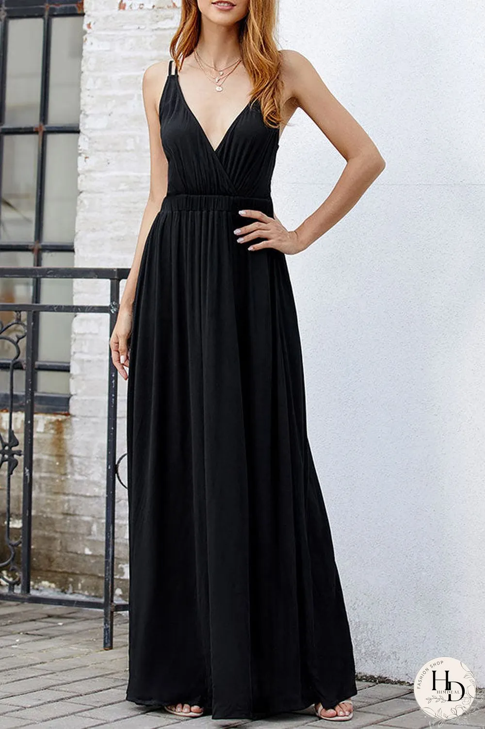 Black V-neck Spaghetti Straps Backless Prom Dress