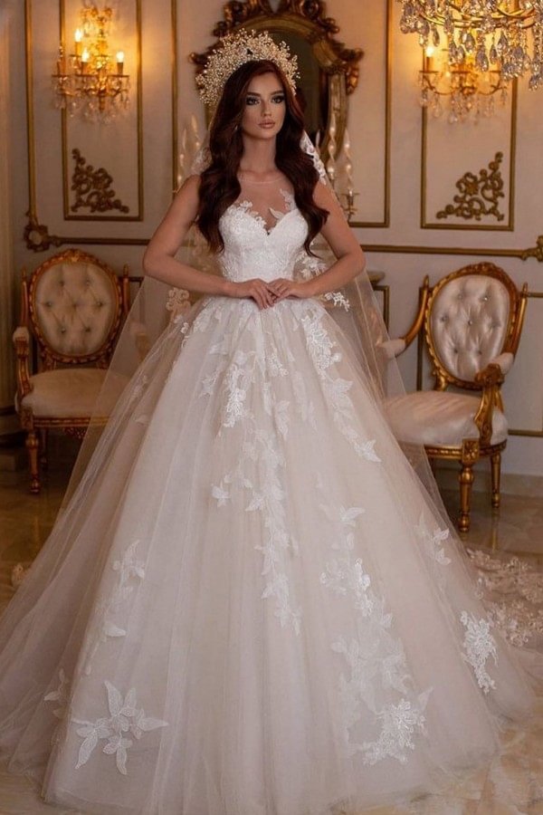 Elegant Bateau Tulle A-Line Floor-length Wedding Dress With Appliques Lace | Ballbellas Ballbellas