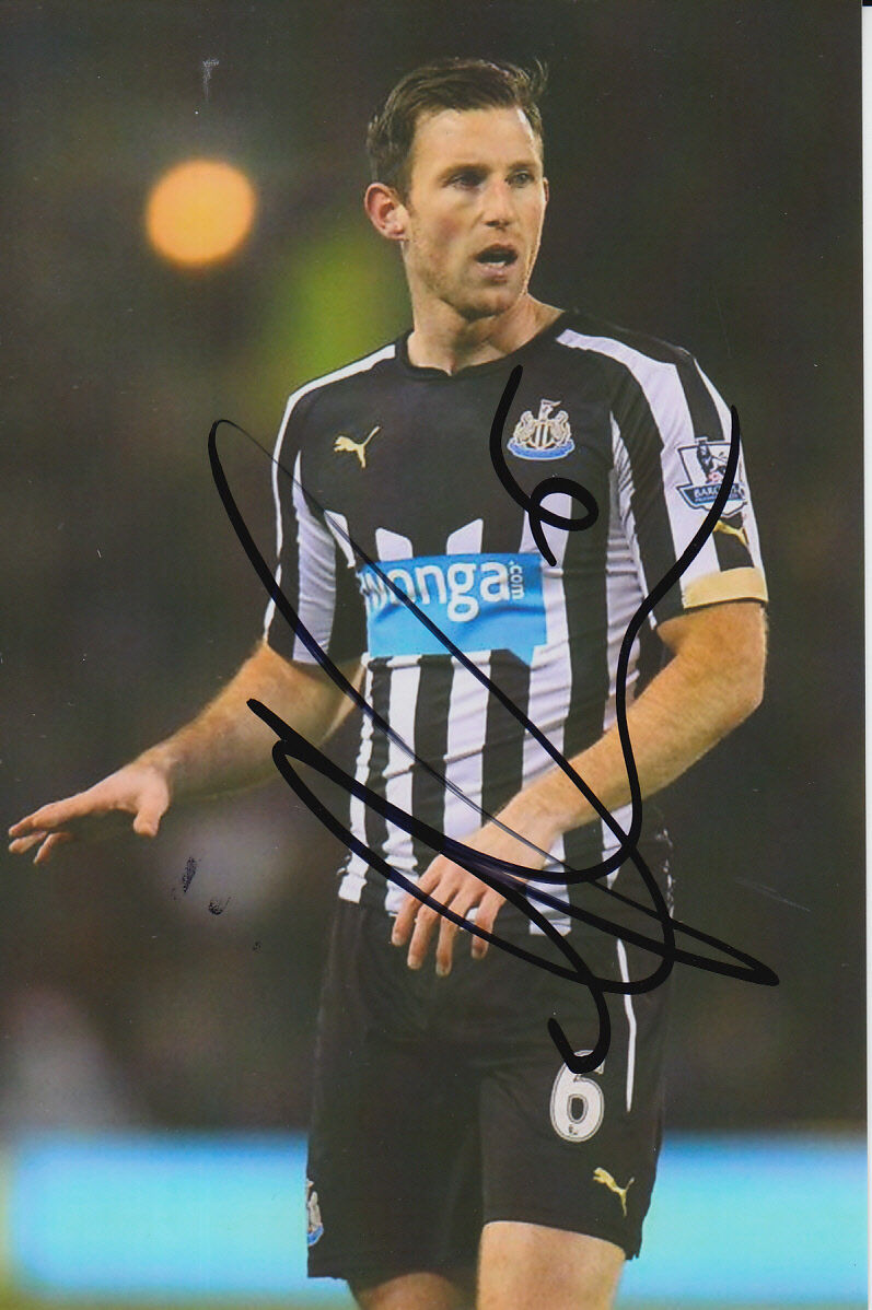 NEWCASTLE HAND SIGNED MIKE WILLIAMSON 6X4 Photo Poster painting 1.