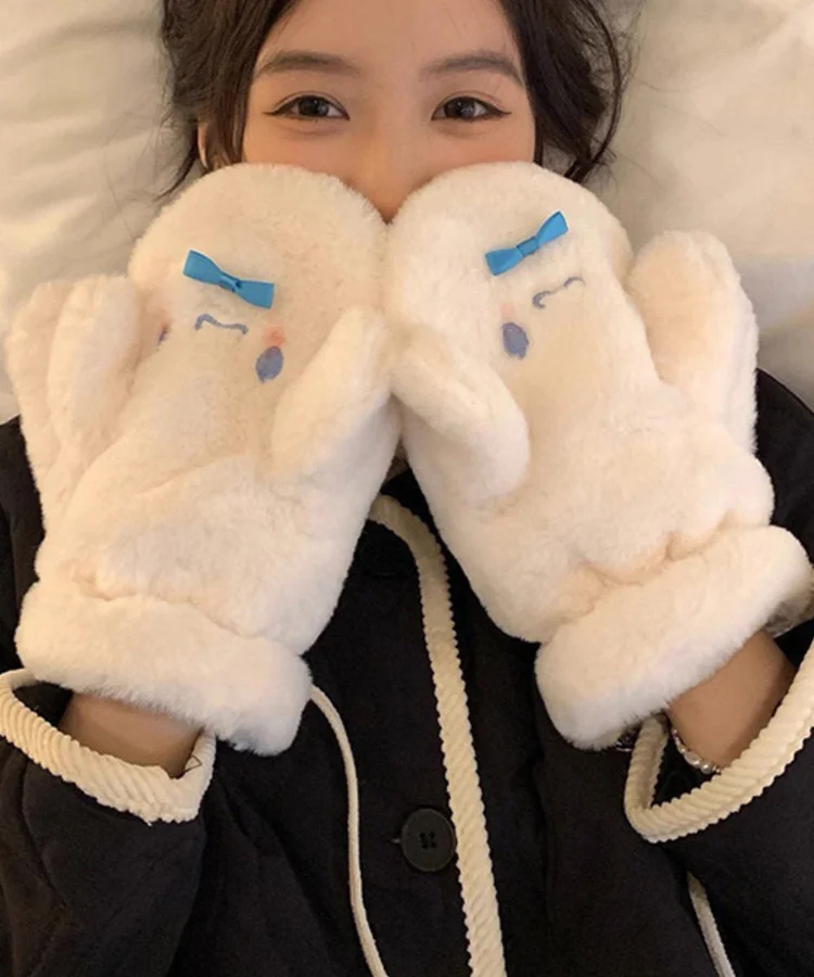Winter White Warm Gloves Are Cute Fluffy  Plush And Thickened