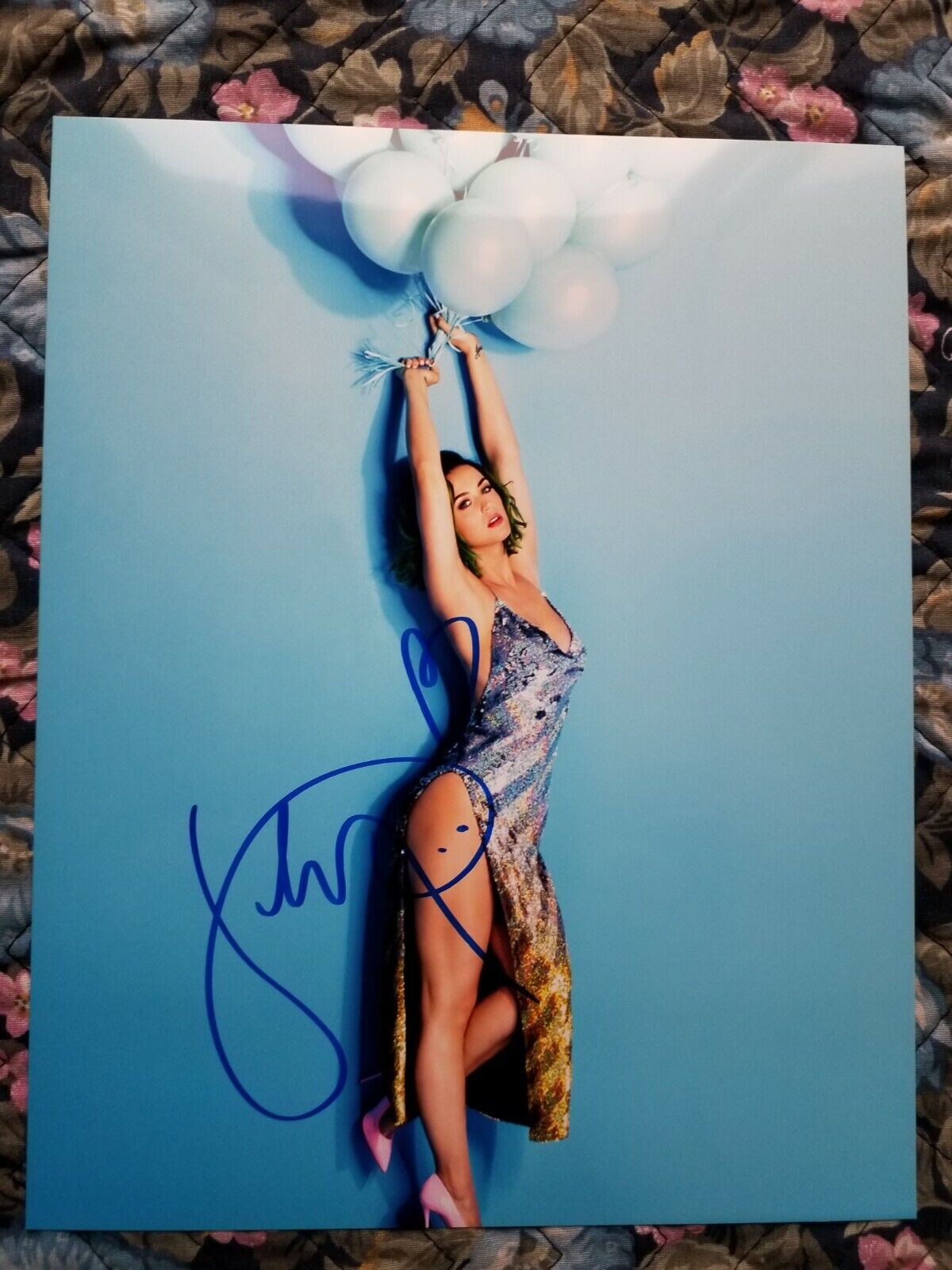 Katy Perry Authentic Hand Signed 8x10 Photo Poster painting Autographed Singer