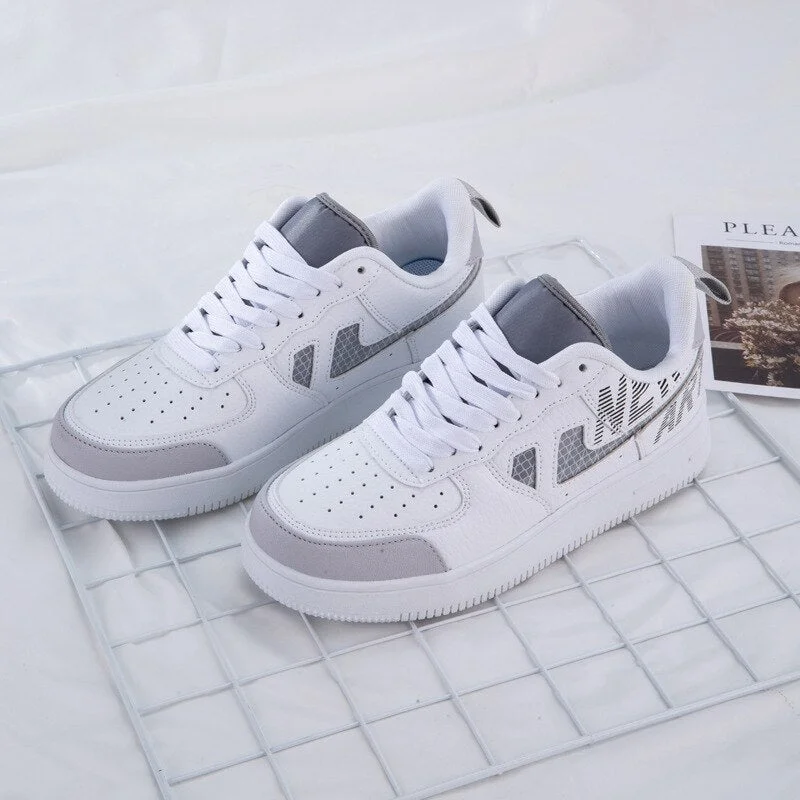 Graduation Gift Big Sale Women High Top Sneakers New Spring Reflective Sport Shoes Lace Up Brand Woman Platform Casual Fashion Tenis Shoes Trainers 40