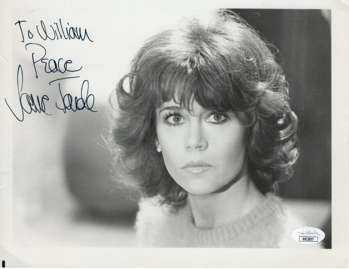 Jane Fonda Signed Autographed 8X10 Photo Poster painting Vintage Close-Up Sexy JSA RR32807