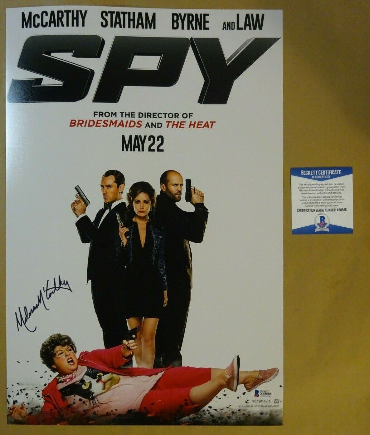 Signed MELISSA MCCARTHY Autographed SPY 12x18