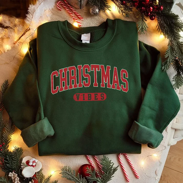 Retro Christmas Vibes Sweatshirt, Womens Christmas Sweatshirt, Holiday Sweater, Cute Christmas Tshirt