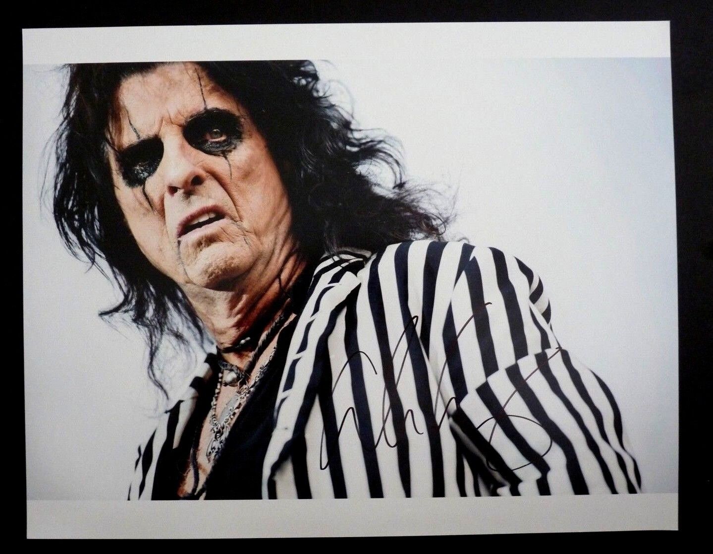 Alice Cooper Ip Signed Autographed 11x14 Cool Photo Poster painting PSA Guaranteed #4 F1