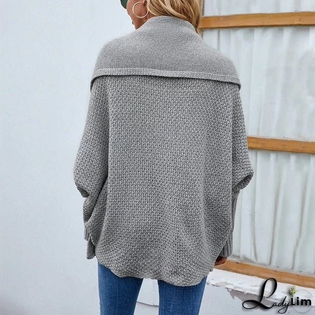 Casual and Relaxed Cardigan
