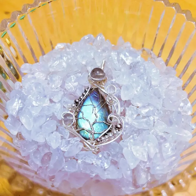 Handcrafted Labradorite Stone Tree of Life Pendant with 925 Silver Necklace