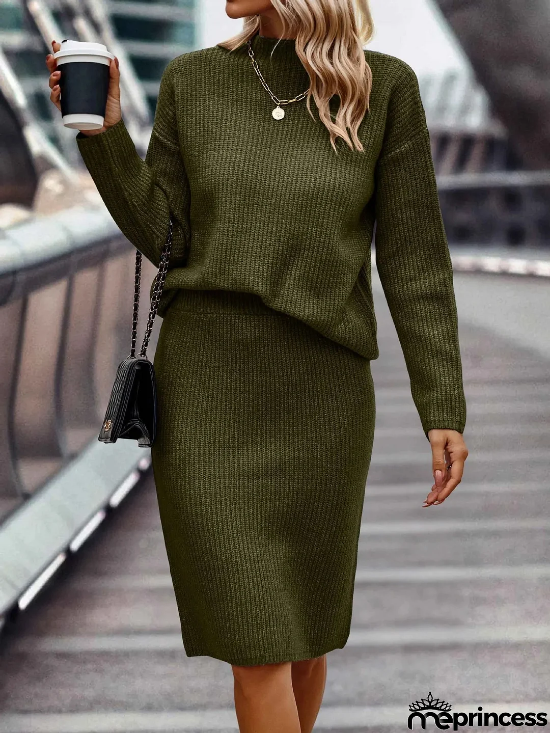 Modern and Fashionable Skirt