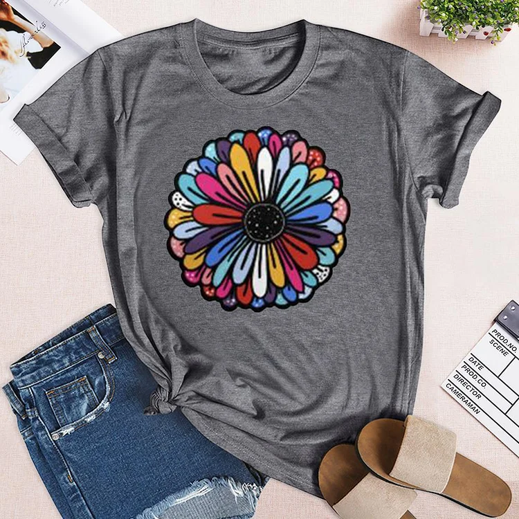 Galaxy Daisy T-Shirt Tee --Annaletters