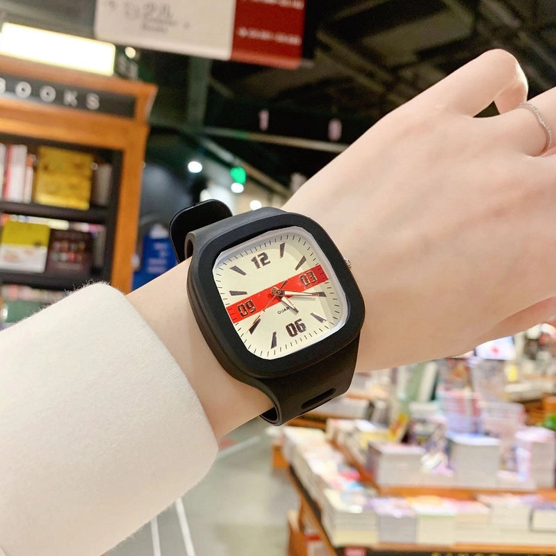 Square Watch Men’s And Women’s Internet Celebrity Junior High School Students Fashion Fashion Small Zhong Mori Retro Couple Sports Quartz Watch