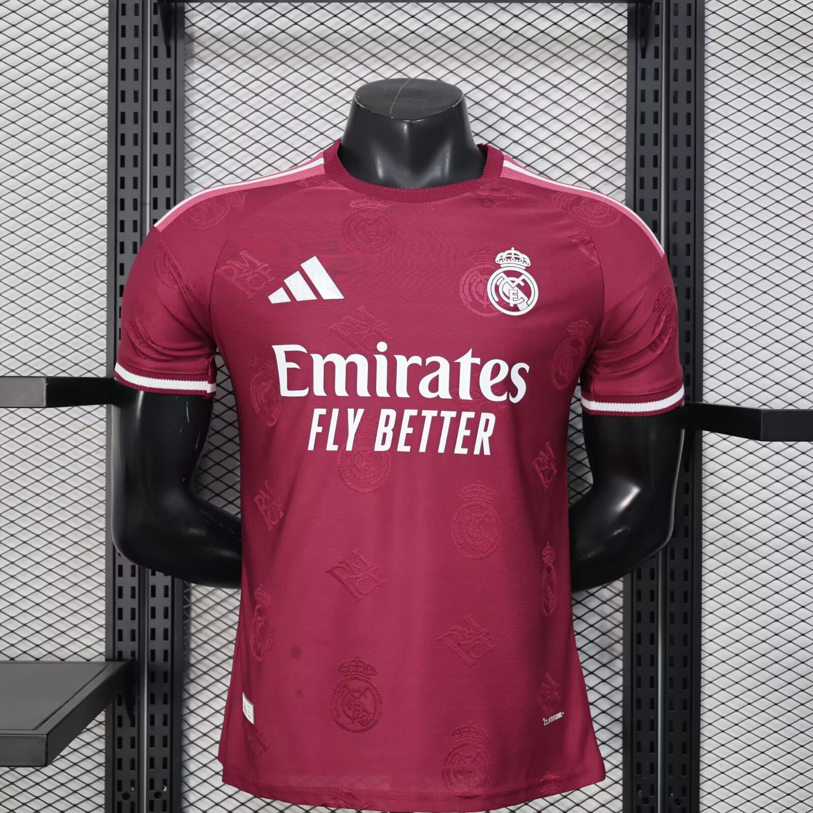 2026/2027 Player Version Real Madrid Special Edition Football Jersey（The player version jersey is a bit tight, please pay attention to the size selection）