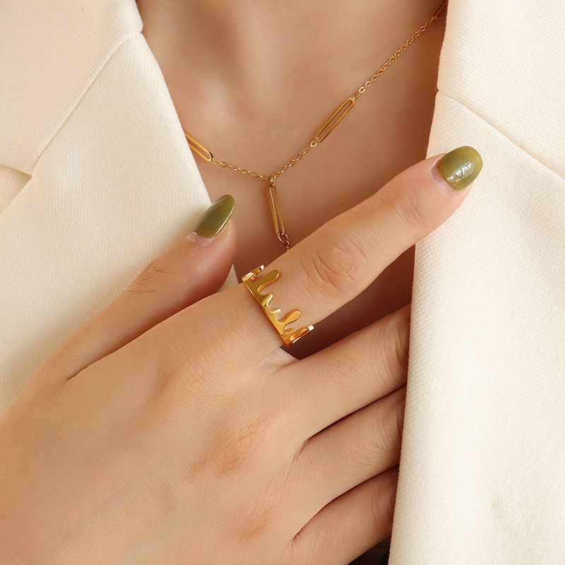Water Drop-shaped Crown Open Finger Ring