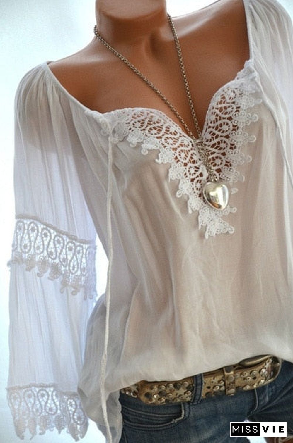 High Quality Large Size Loose Women Blouses Summer Blouses Lace Top Fashion Casual V-Neck Long Sleeve Women Shirts