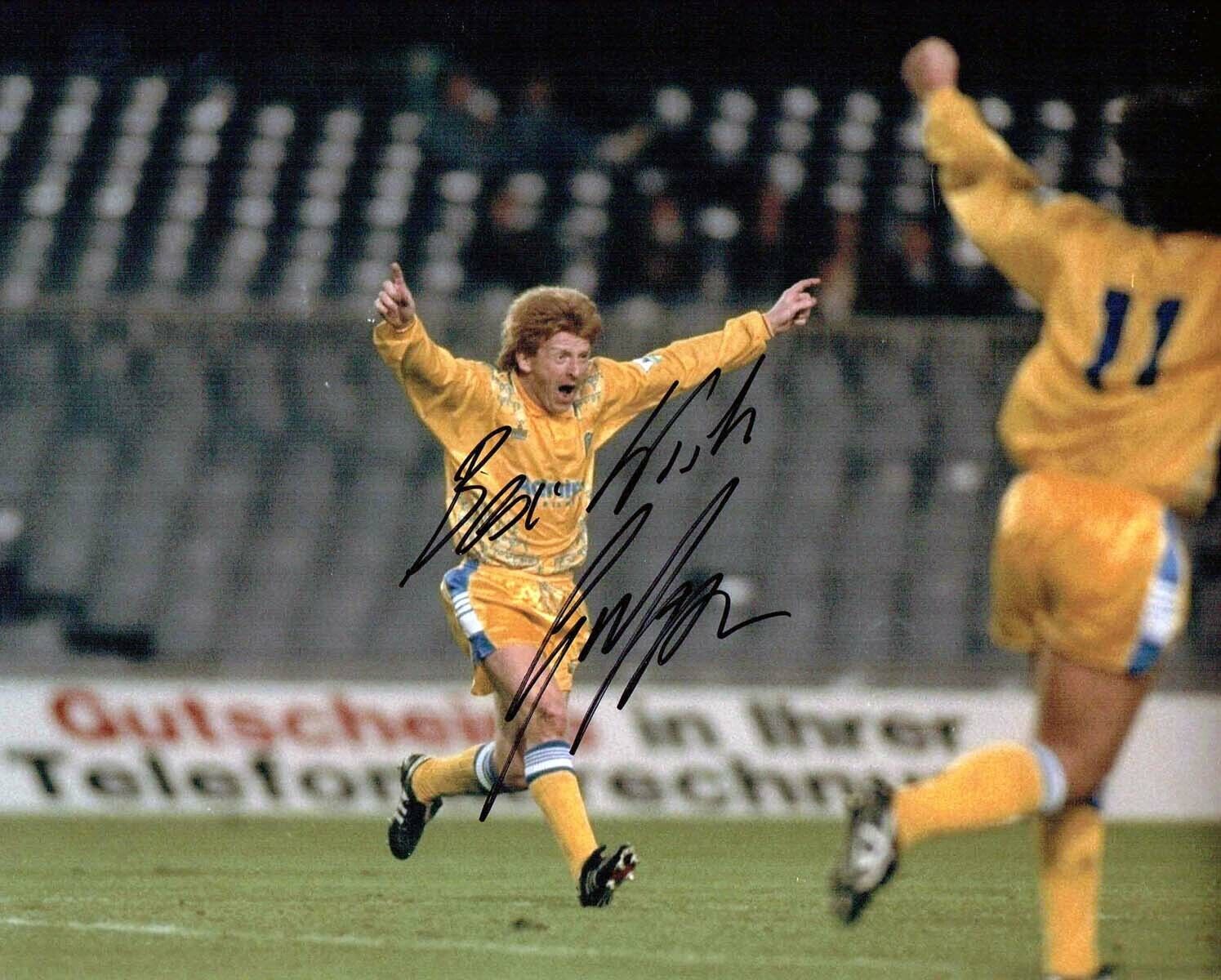 Gordon STRACHAN Signed Autograph 10x8 Photo Poster painting AFTAL RD COA Leeds United & SCOTLAND