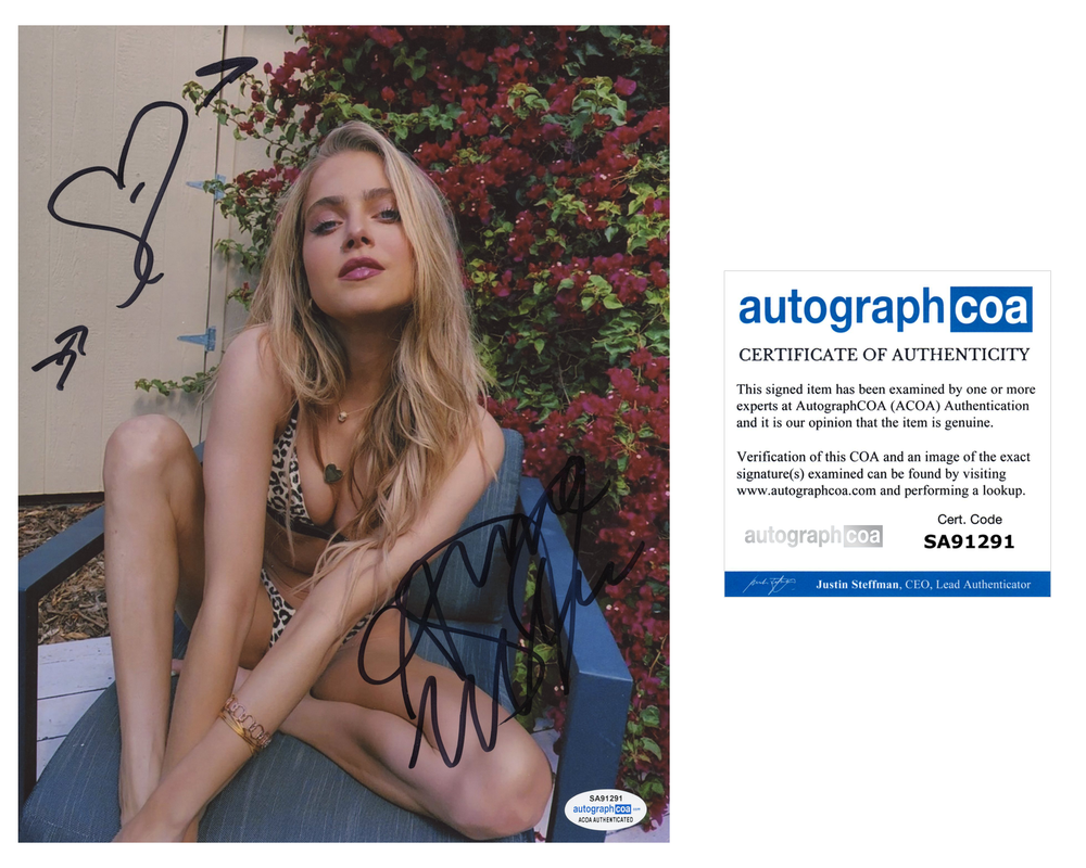 ANNE WINTERS SIGNED 8X10 Photo Poster painting AUTOGRAPHED 13 REASONS WHY HOT  3