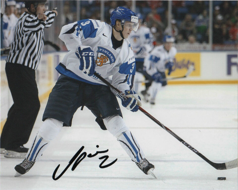 Team Finland Jyrki Jokipakka Autographed Signed 8x10 NHL Photo Poster painting COA