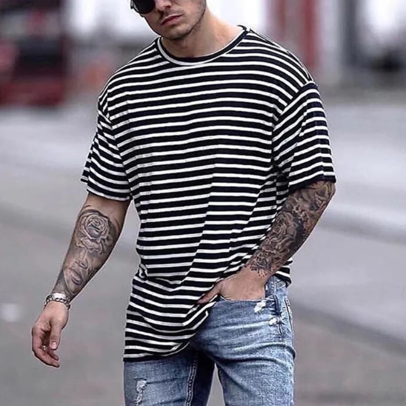 Mens Fashion Casual Black And White Striped T-Shirt