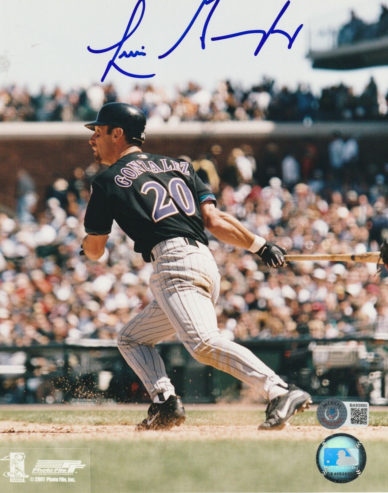 LUIS GONZALEZ Signed Arizona DIAMONDBACKS 8x10 Photo Poster painting w/ Beckett COA (BAS)