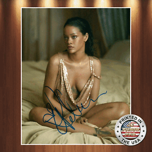 Rihanna Autographed Signed 8x10 Photo Poster painting REPRINT