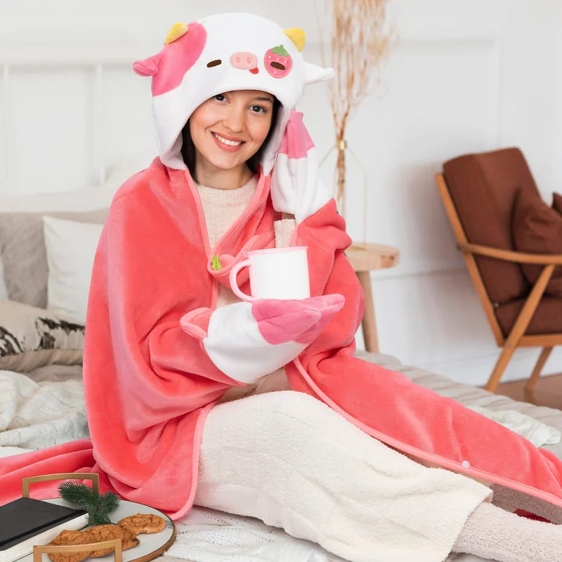 Mewaii® Solid Color Strawberry Cow Wearable Blanket Hoodie Oversized Flannel Sweatshirt Blanket Warm & Cozy Hooded Blanket Gifts