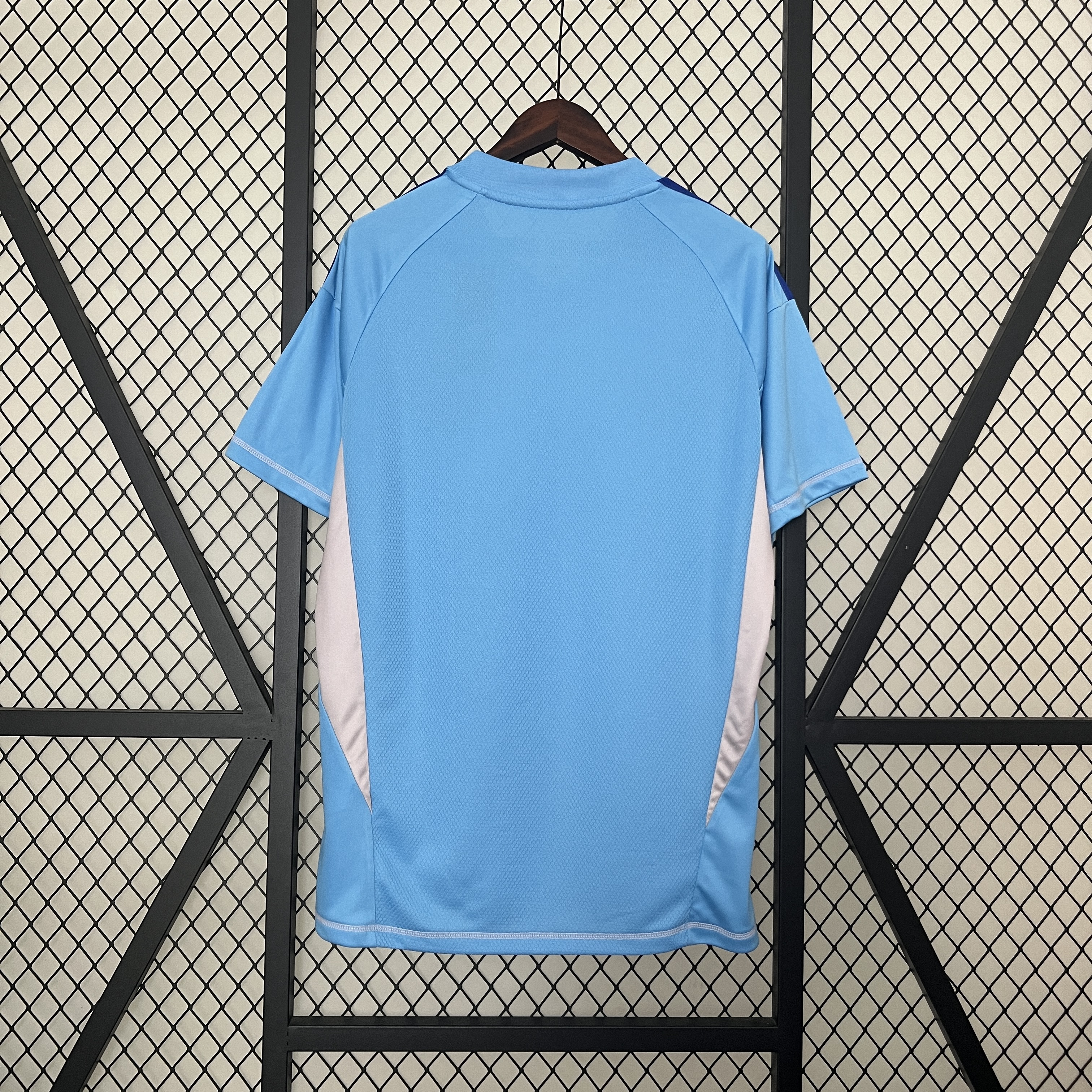 24/25 Real Madrid Goalkeeper Blue Football Shirt Thai quality