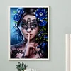 Maskiertes M&auml;dchen 5d DIY Runde Vollbohrer Diamond Art Malerei Sets f&uuml;r Dekor 30x40cm