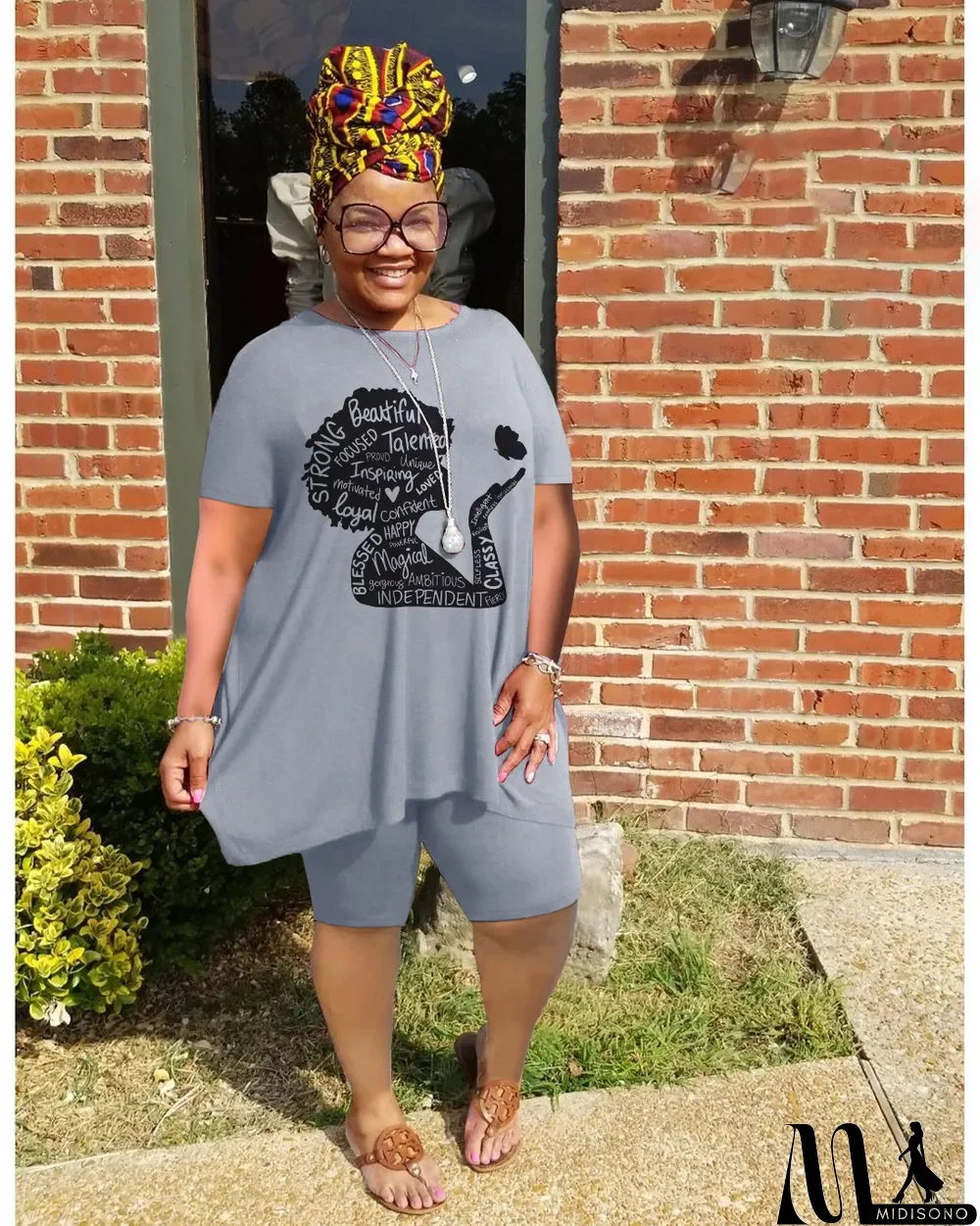 MidiSono - Plus Size Women'S Print Short Sleeve T-Shirt Shorts Two-Piece Casual Set