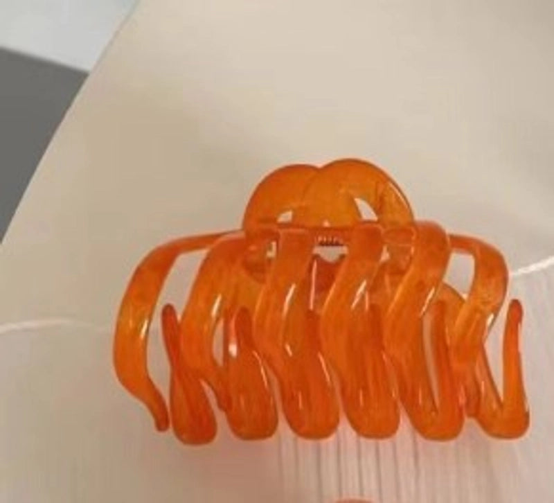 Minimalist Solid Color Plastic Hair Claws