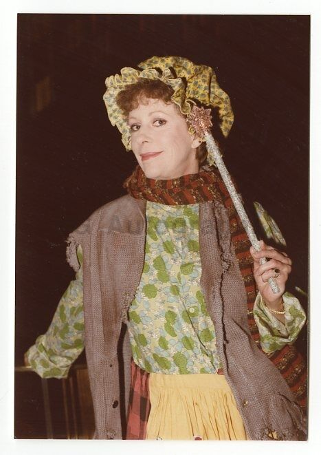 Carol Burnett - Original Vintage Candid Photo Poster painting - Peter Warrack - Unpublished