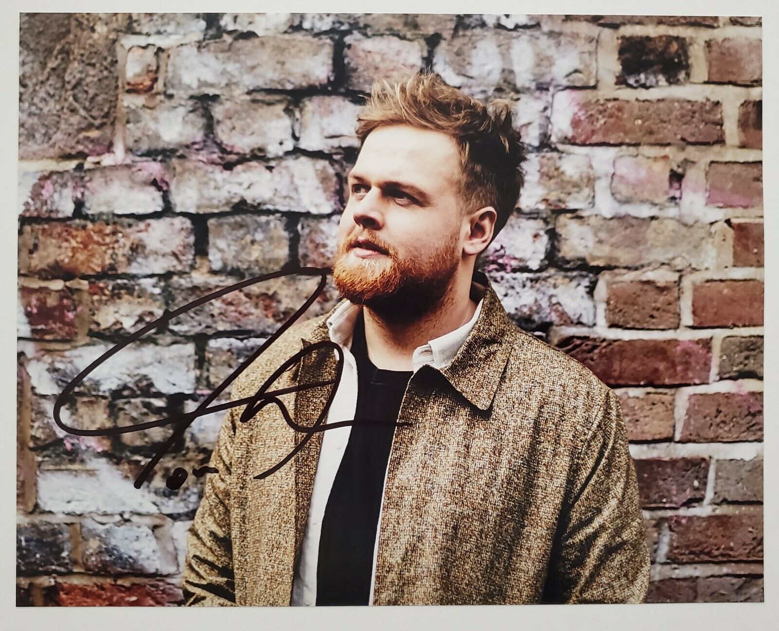 Tom Walker Signed 8x10 Photo Poster painting Singer Songwriter What A Time To Be Alive Folk RAD