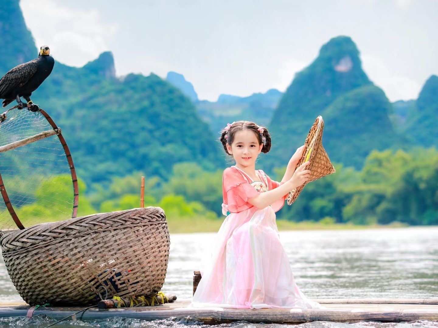 1 Day Experience the Elegance of Ancient China | Hanfu Dress-Up Experience for Kids