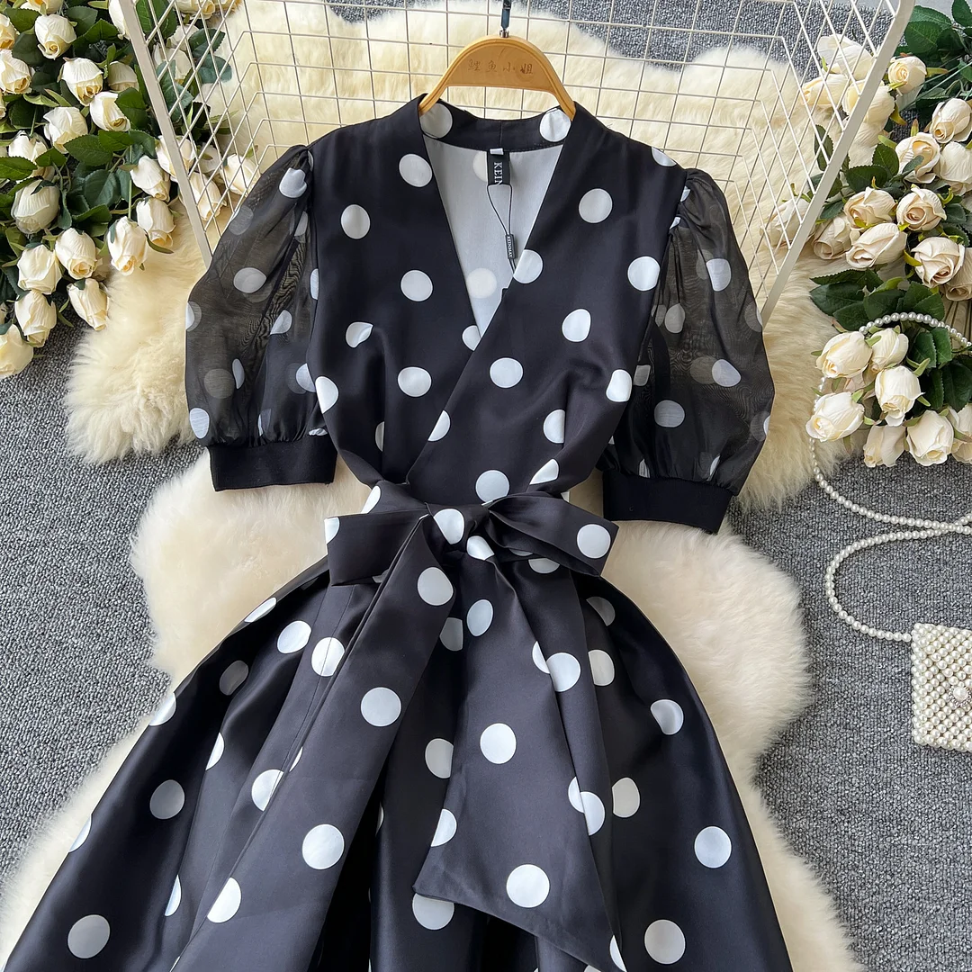 Nigikala Nigikala Dress Female High-End Light Luxury Famous Bubble Bubble Sleeve Dress Design Feel Waist Strap Fluffy French Dress