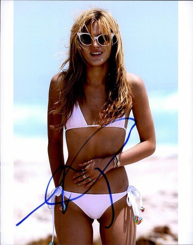 Bella Thorne authentic signed celebrity 8x10 Photo Poster painting W/Cert Autographed C5