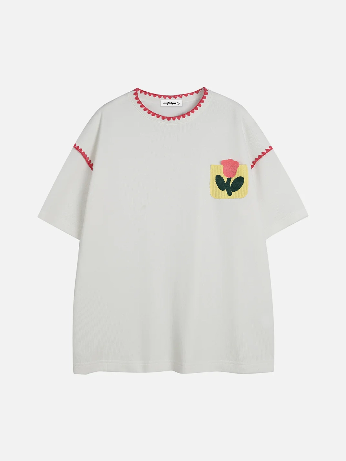 White Act Chic Cartoon Crochet Flower Pocket Tee Front