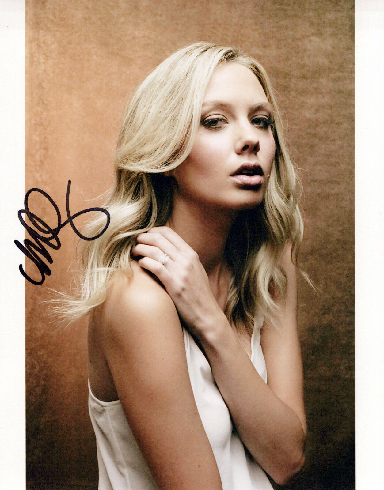 Melissa Ordway glamour shot autographed Photo Poster painting signed 8x10 #4