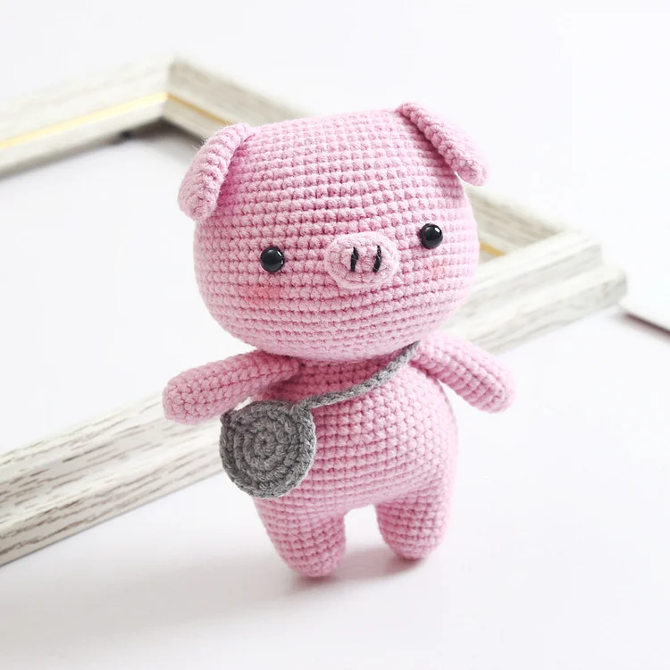 YarnSet - Doll Crochet Kit For Beginners - Pig