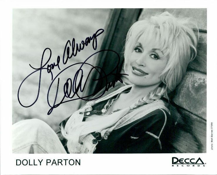 Dolly Parton signed in-person 8x10 Photo Poster painting